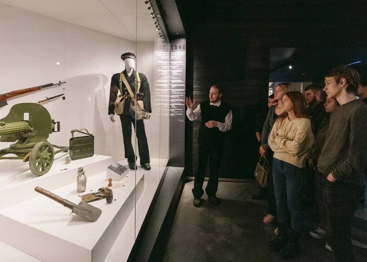 Около 300 российских студентов познакомятся с героями Донбасса и Новороссии Около 300 российских студентов познакомятся с героями Донбасса и Новороссии