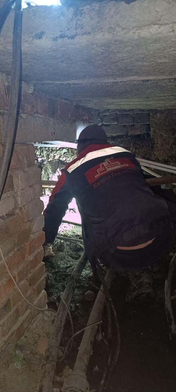 Аварийная бригада из шеф-региона отработала в ещё четырёх домах на улице Дружбы в городе Горское Аварийная бригада из шеф-региона отработала в ещё четырёх домах на улице Дружбы в городе Горское