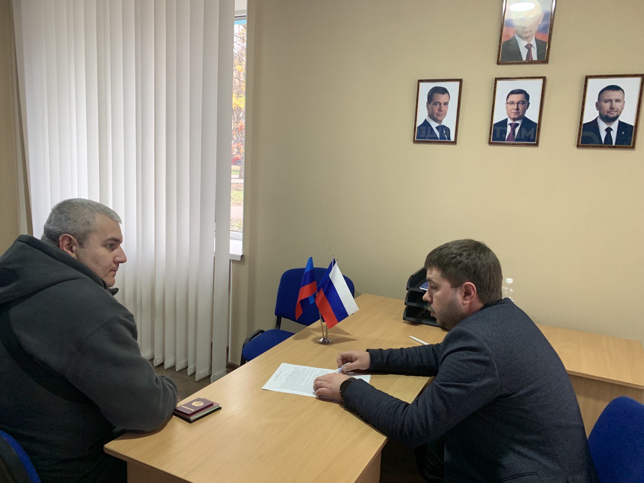 Продолжаются депутатские приемы в местной общественной приёмной «Единой России» Продолжаются депутатские приемы в местной общественной приёмной «Единой России»