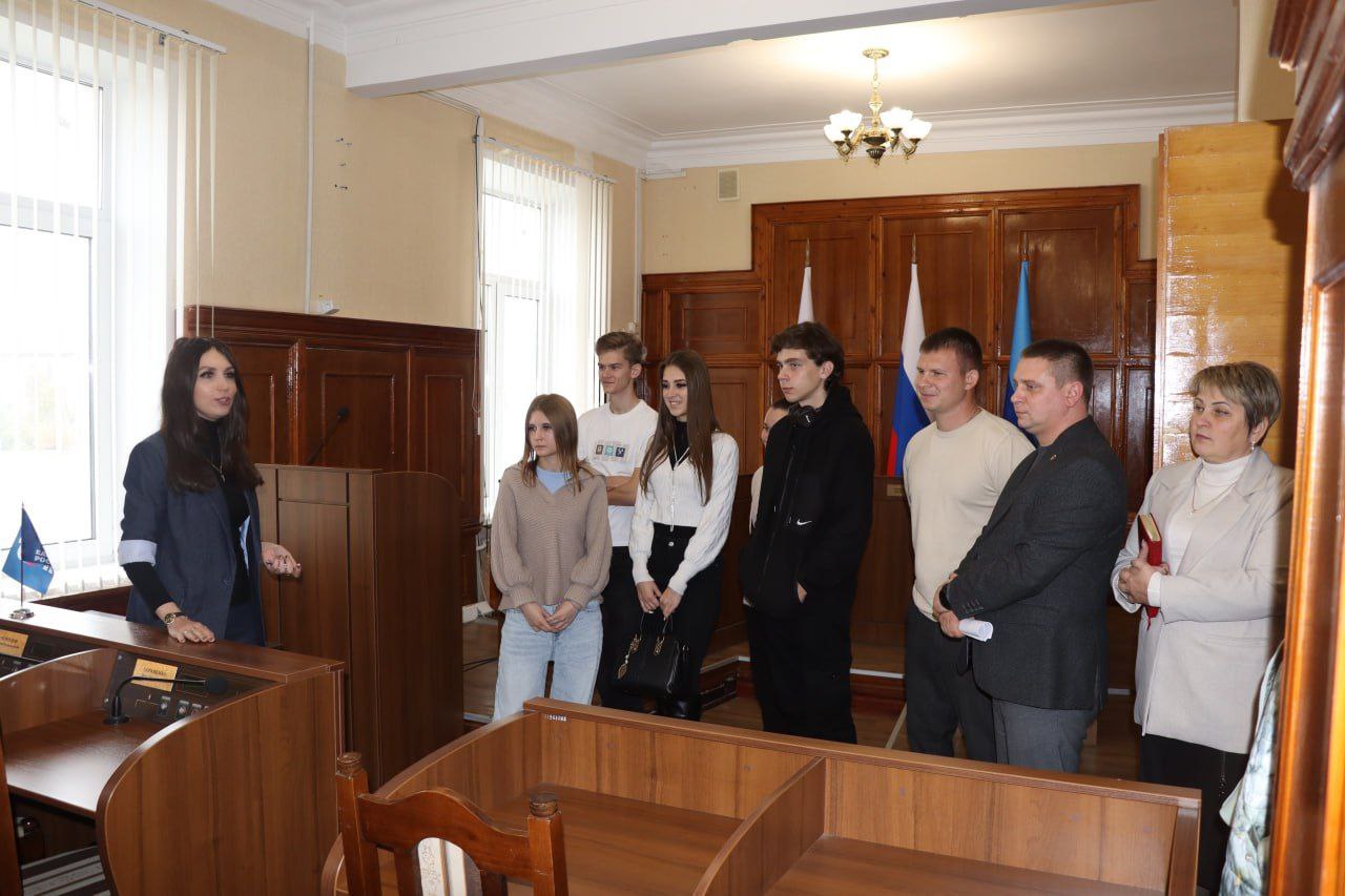 Яна Сылкина: Молодежная палата при Совете депутатов Северодонецка официально начала свою работу Яна Сылкина: Молодежная палата при Совете депутатов Северодонецка официально начала свою работу