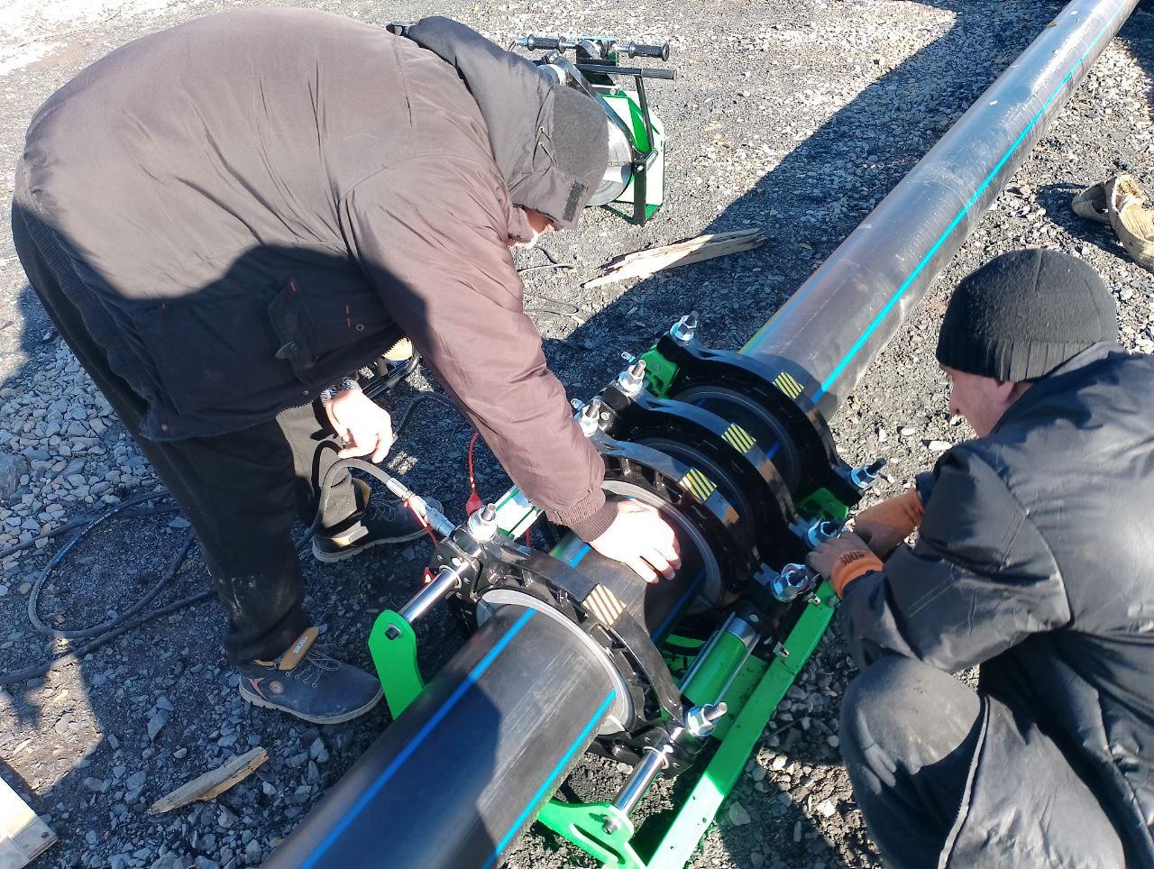 Регион-шеф продолжает ремонт водовода «Курган – пгт. Новодарьевка» Регион-шеф продолжает ремонт водовода «Курган – пгт. Новодарьевка»