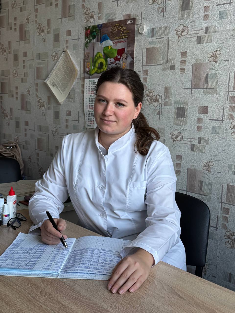 "3Д-Трио" Докторов: Даниил, Диана, Дарья – новые герои "Земского Доктора" в Кировской ЦГМБ "3Д-Трио" Докторов: Даниил, Диана, Дарья – новые герои "Земского Доктора" в Кировской ЦГМБ