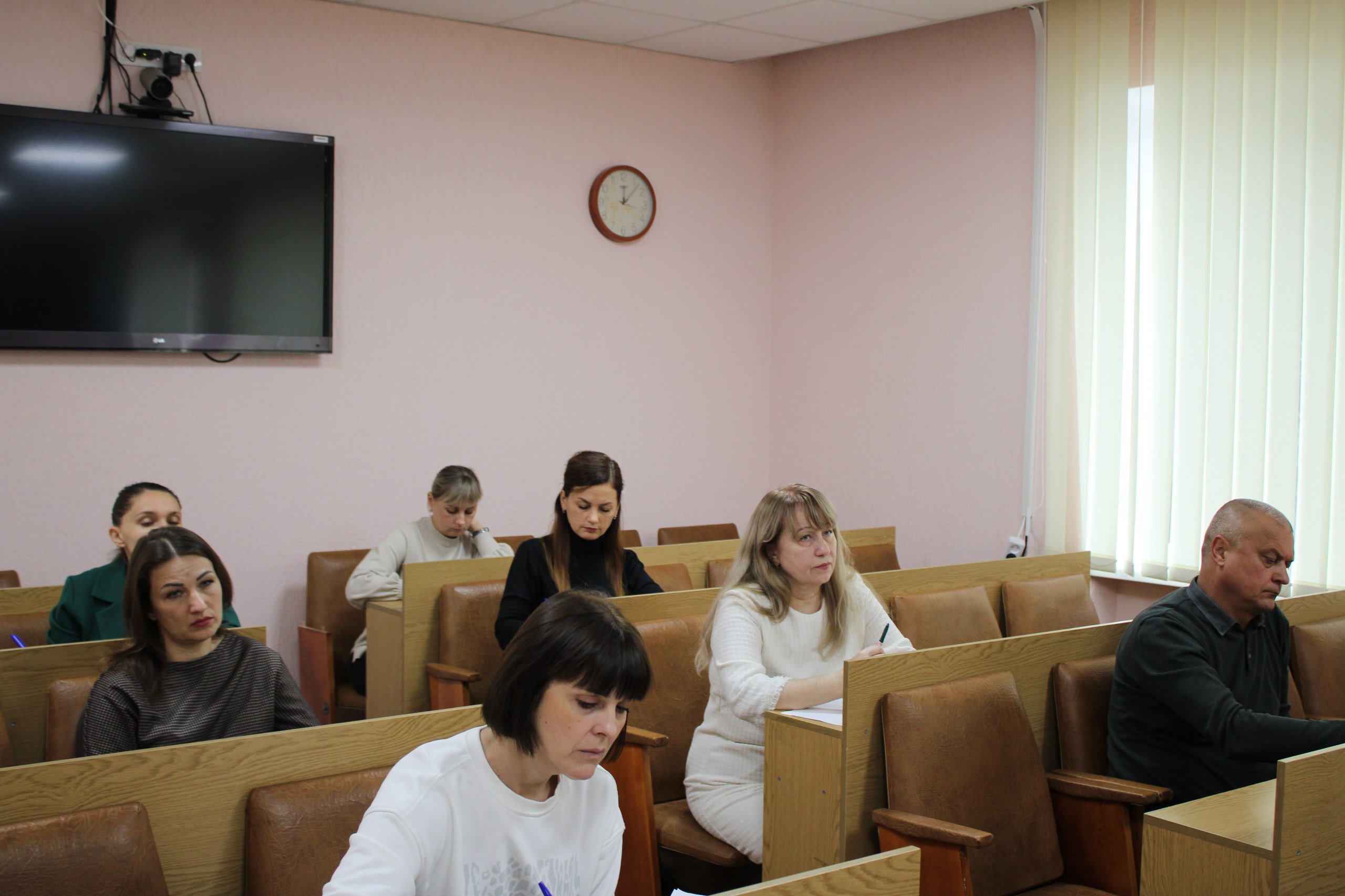 Сегодня в Администрации городского округа город Ровеньки состоялось заседание рабочей группы по решению социальных вопросов и вопросов трудоустройства ветеранов боевых действий и членов семей погибших, пропавших без вести...