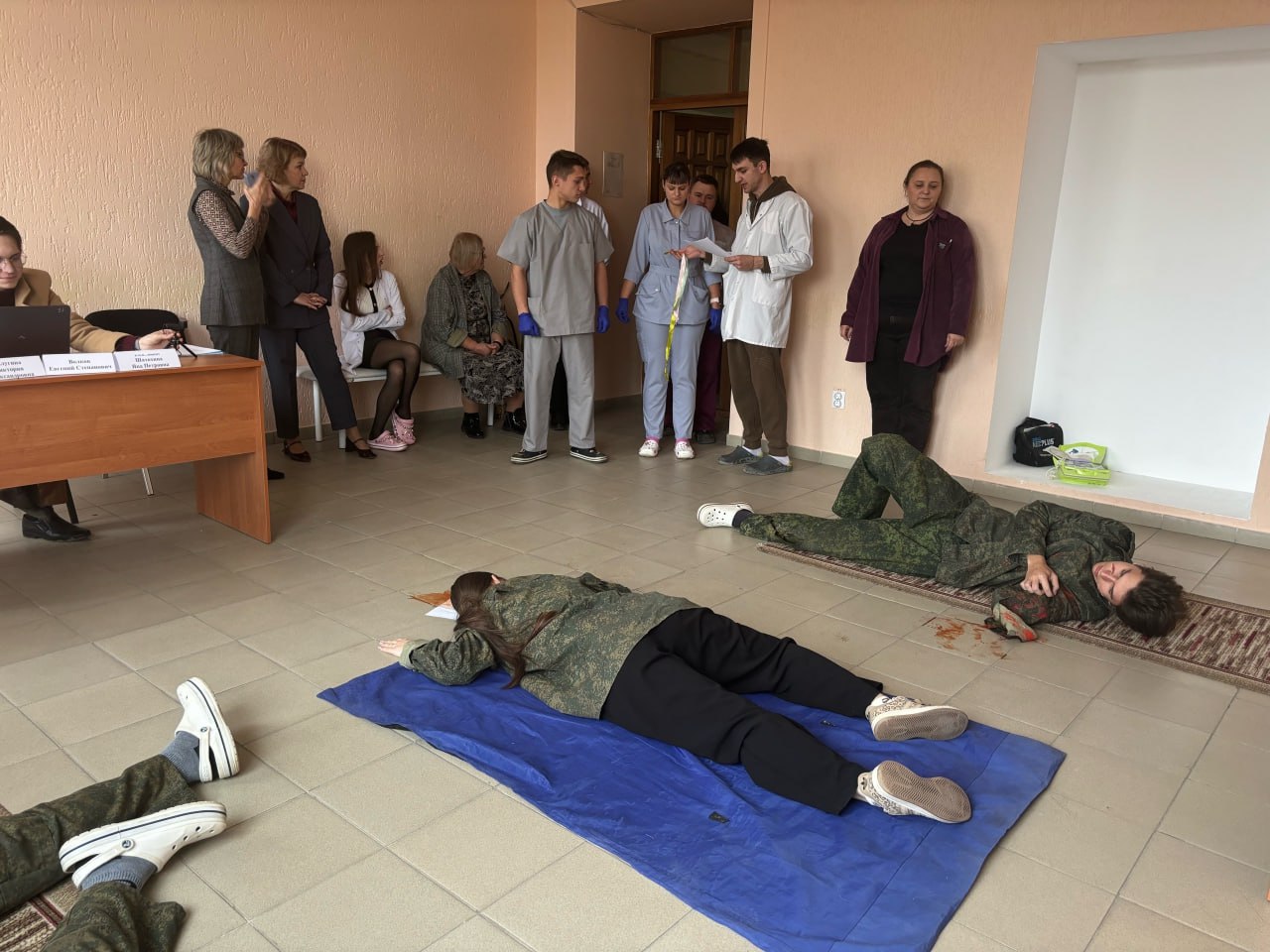 Специалисты Луганского центра медицины катастроф выступили в качестве судей на олимпиаде в ЛГМУ им. Свт. Луки Специалисты Луганского центра медицины катастроф выступили в качестве судей на олимпиаде в ЛГМУ им. Свт. Луки