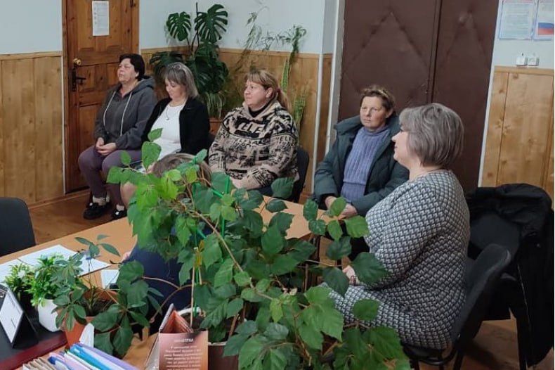 Встречу с сотрудниками МВД ЛНР по профилактике преступлений в сфере информационно-телекоммуникационных технологий провели в пгт Шахтёрский Встречу с сотрудниками МВД ЛНР по профилактике преступлений в сфере информационно-телекоммуникационных технологий провели в пгт Шахтёрский