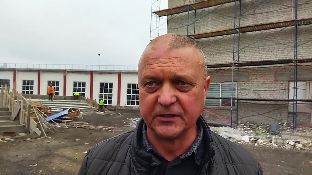 Регион - шеф осуществляет в Ровеньках ремонт площади Коми