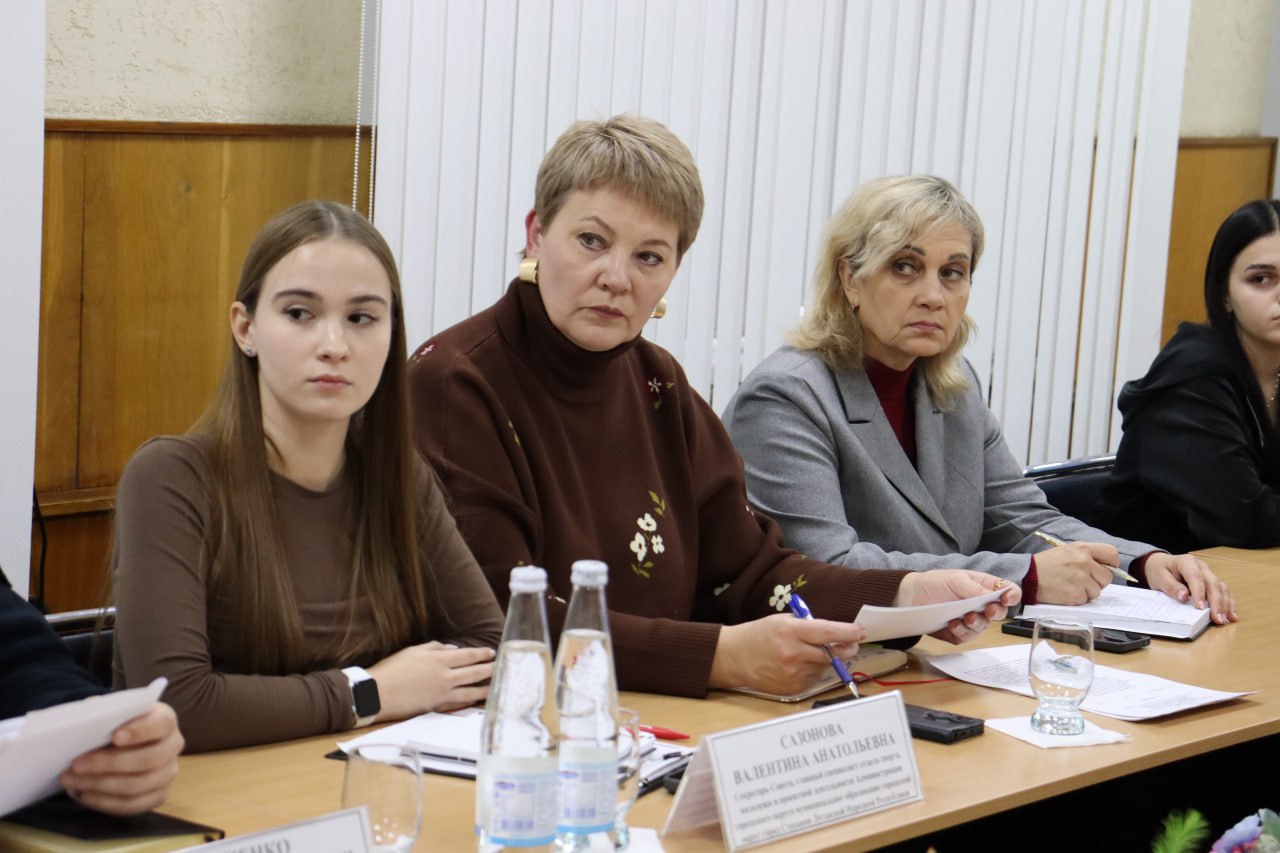 В Стаханове состоялось первое заседание Муниципального координационного совета по взаимодействию с региональным отделением «Движения первых» В Стаханове состоялось первое заседание Муниципального координационного совета по взаимодействию с региональным отделением «Движения первых»