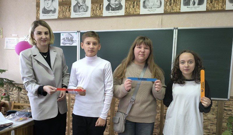Школьникам Молодогвардейска провели профилактическую лекцию о правилах дорожного движения Школьникам Молодогвардейска провели профилактическую лекцию о правилах дорожного движения