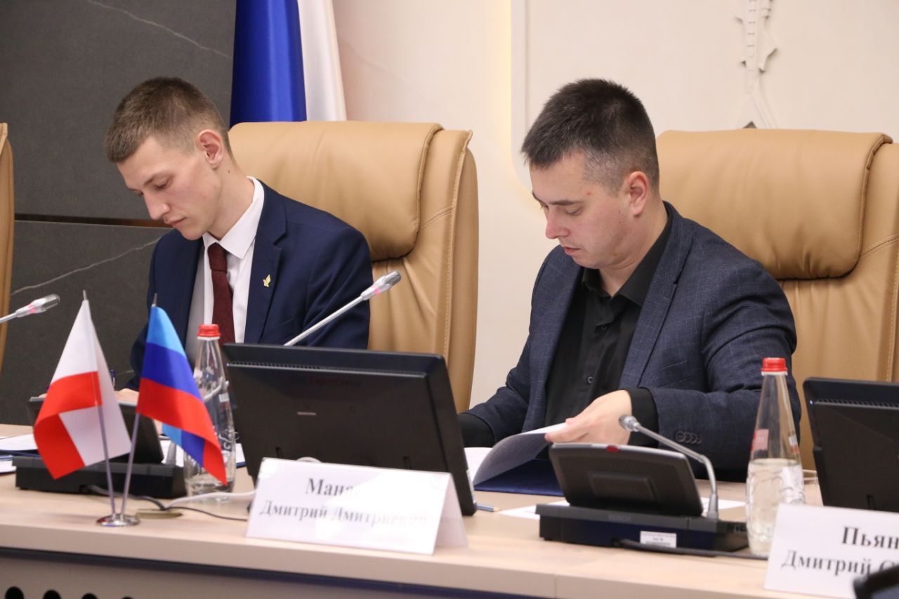 Молодежные парламенты ЛНР и Саратовской области укрепляют сотрудничество Молодежные парламенты ЛНР и Саратовской области укрепляют сотрудничество