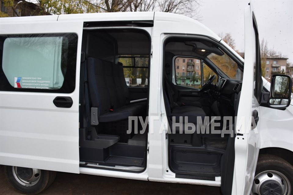 У Дворца культуры города Суходольска появился собственный транспорт У Дворца культуры города Суходольска появился собственный транспорт
