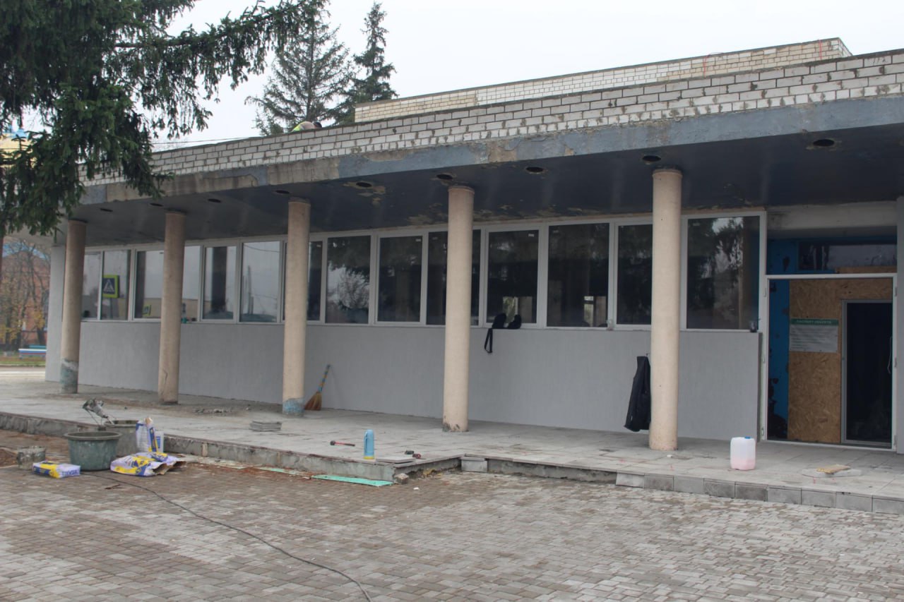 Сергей Крамаренко: В рамках соглашения о сотрудничестве с Алтайским краем в селе Трехизбенка продолжается ремонт Дома культуры