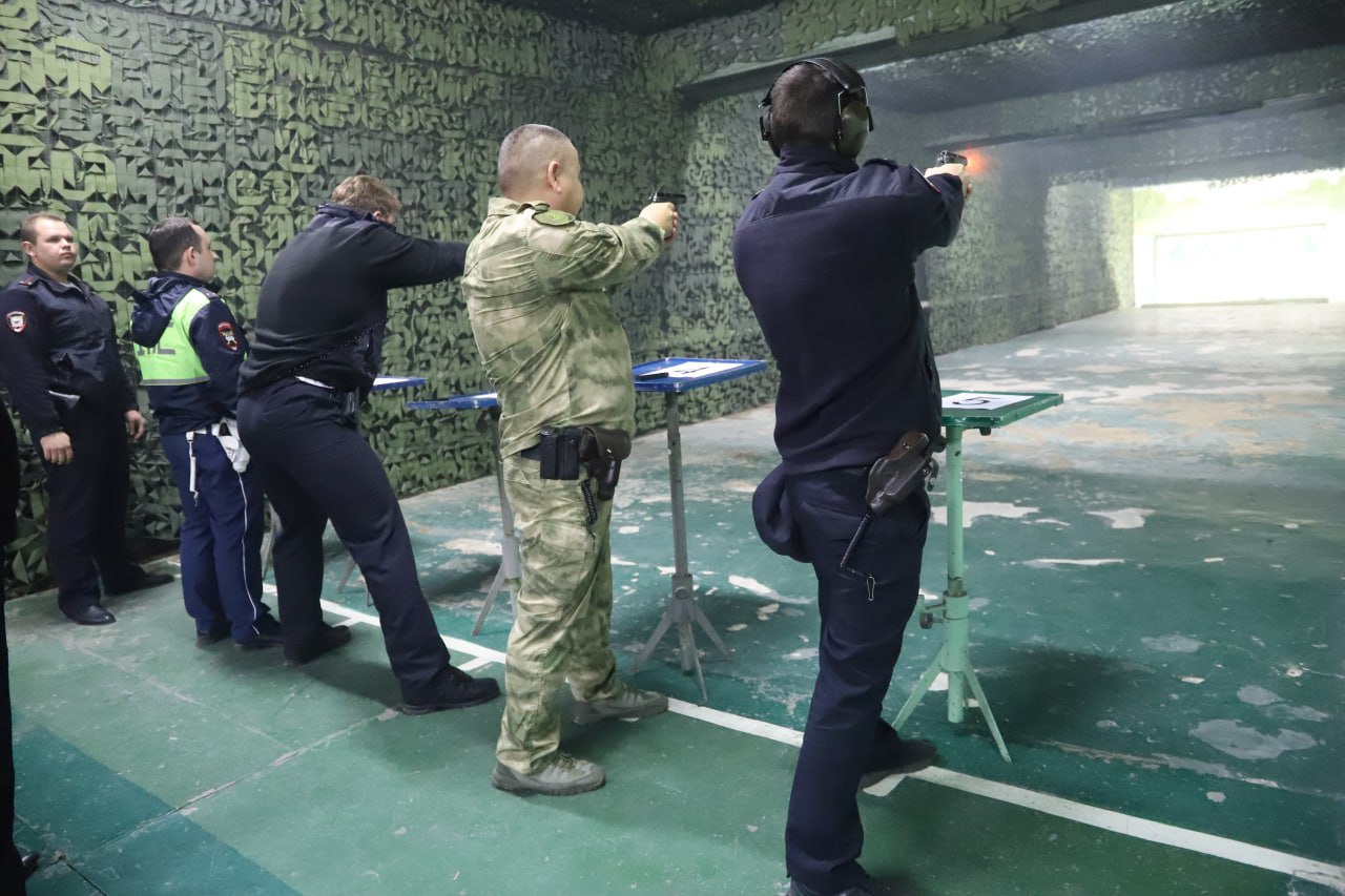 111В ЛНР прошли соревнования по стрельбе среди подразделений органов внутренних дел 111В ЛНР прошли соревнования по стрельбе среди подразделений органов внутренних дел