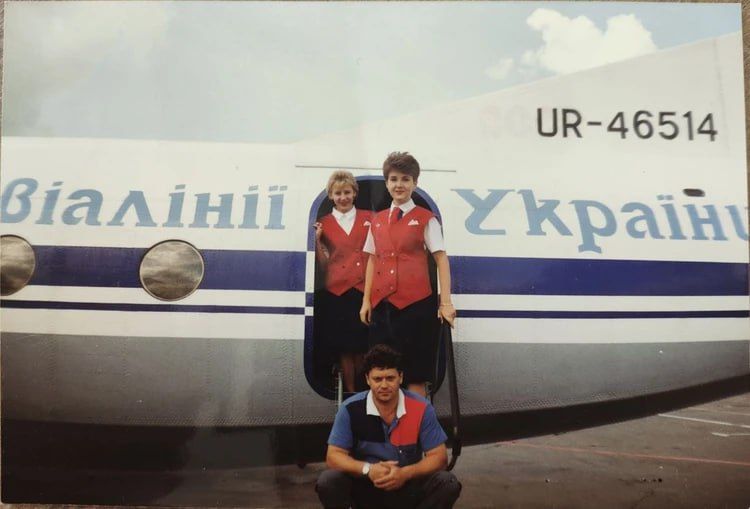Стюардесса из Луганска мечтает, чтобы первый рейс в аэропорту был в Сочи Стюардесса из Луганска мечтает, чтобы первый рейс в аэропорту был в Сочи