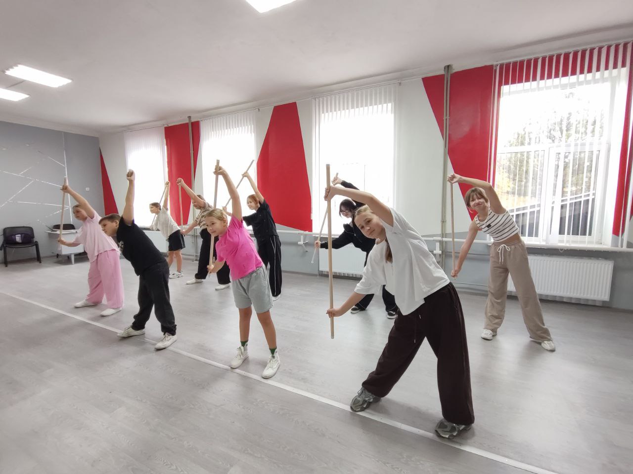 В творческом коллективе Центра внешкольной работы прошёл мастер-класс на тему «Мы за здоровый образ жизни» В творческом коллективе Центра внешкольной работы прошёл мастер-класс на тему «Мы за здоровый образ жизни»