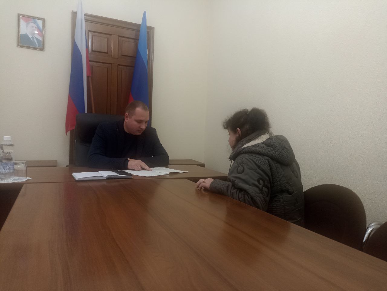 Главный архитектор города Луганска Вадим Квачёв провел личный прием граждан Главный архитектор города Луганска Вадим Квачёв провел личный прием граждан