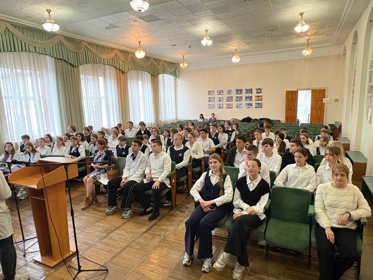 Совмещаем профориентационную работу с санитарно-просветительной Совмещаем профориентационную работу с санитарно-просветительной