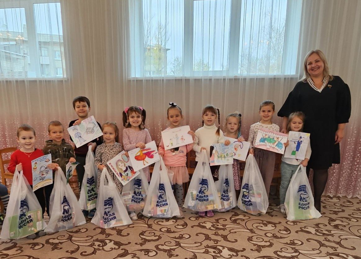 Константин Бутримов: В РАМКАХ ПРОЕКТА «ВЫБИРАЙ СВОЕ» ПРОШЕЛ КОНКУРС ДЕТСКИХ РИСУНКОВ В ЛУГАНСКЕ Константин Бутримов: В РАМКАХ ПРОЕКТА «ВЫБИРАЙ СВОЕ» ПРОШЕЛ КОНКУРС ДЕТСКИХ РИСУНКОВ В ЛУГАНСКЕ