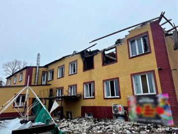 Родион Мирошник: Украинский дрон атаковал ТЦ в Новопскове в ЛНР