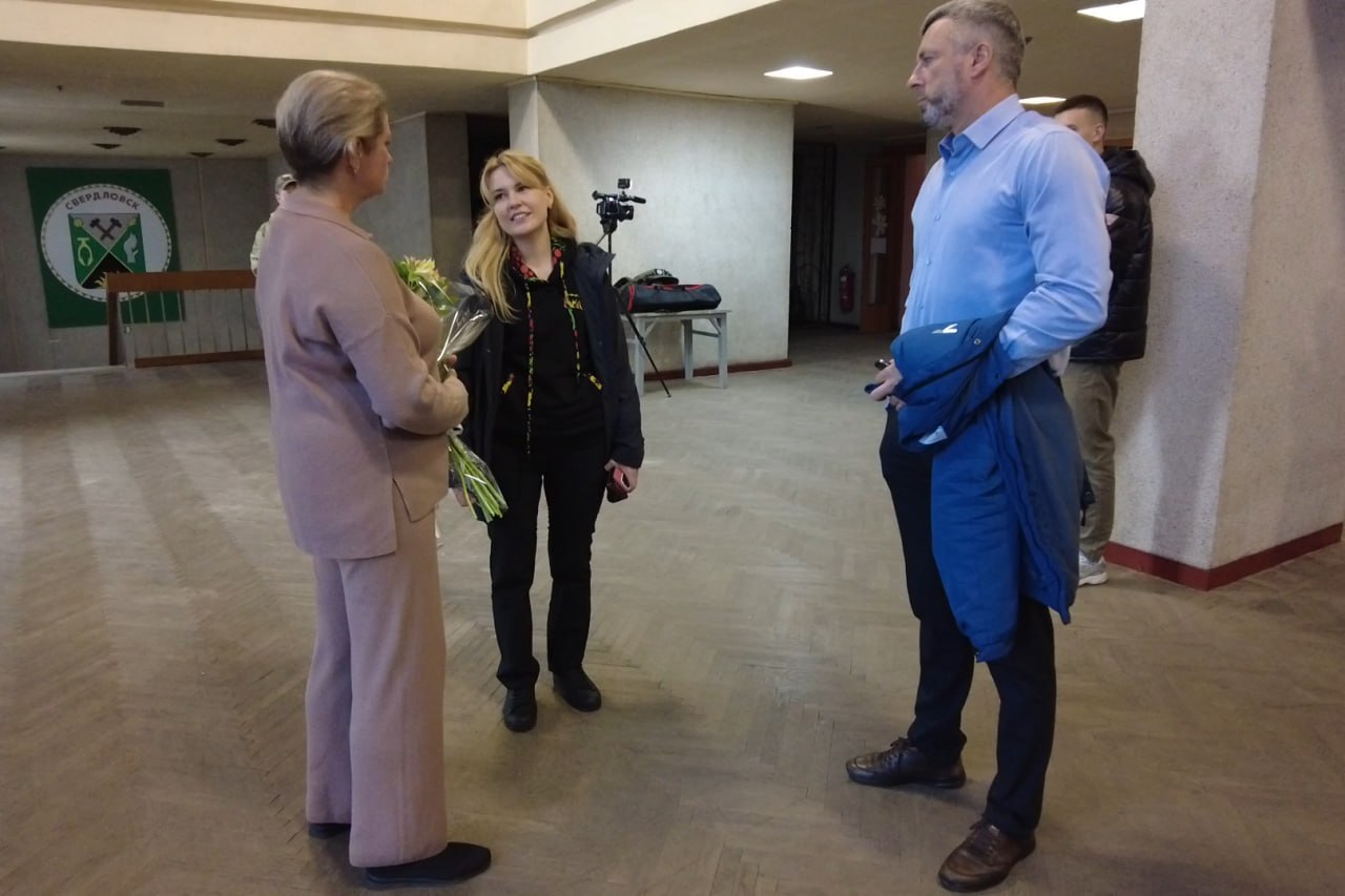 Андрей Сухачев: Вместе с Сенатором РФ Дарьей Лантратовой посетили волонтерский пункт "Все для Победы" Андрей Сухачев: Вместе с Сенатором РФ Дарьей Лантратовой посетили волонтерский пункт "Все для Победы"