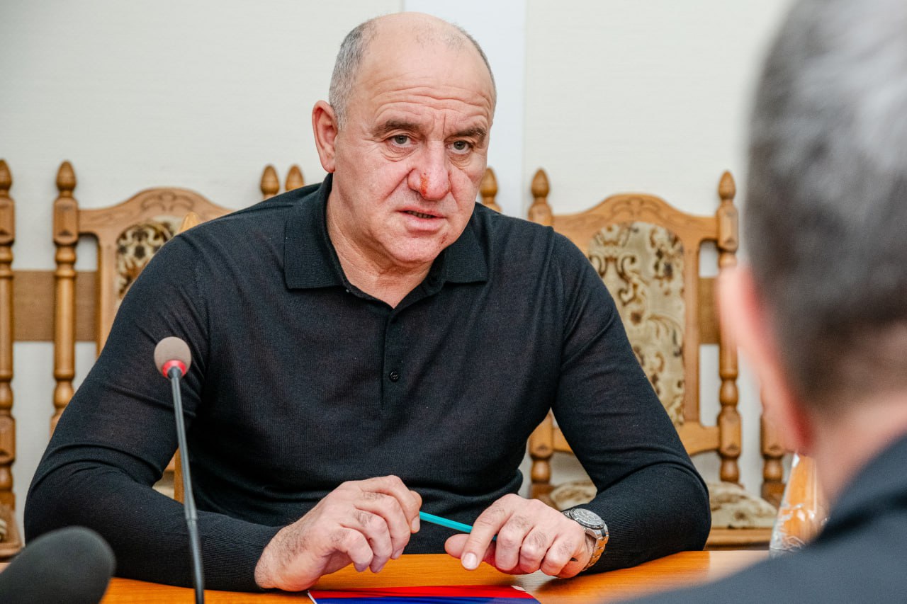 Леонид Пасечник: Встретился с Главой Карачаево-Черкесской Республики Рашидом Темрезовым Леонид Пасечник: Встретился с Главой Карачаево-Черкесской Республики Рашидом Темрезовым