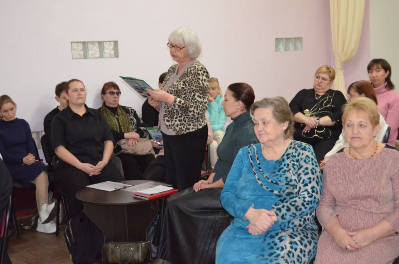 В рамках партийного проекта "Историческая память" в литературной гостиной Дворца культуры имени Октябрьской революции прошла встреча, посвящённая 100-летию со дня рождения нашего земляка Николая Погромского В рамках партийного проекта "Историческая память" в литературной гостиной Дворца культуры имени Октябрьской революции прошла встреча, посвящённая 100-летию со дня рождения нашего земляка Николая Погромского