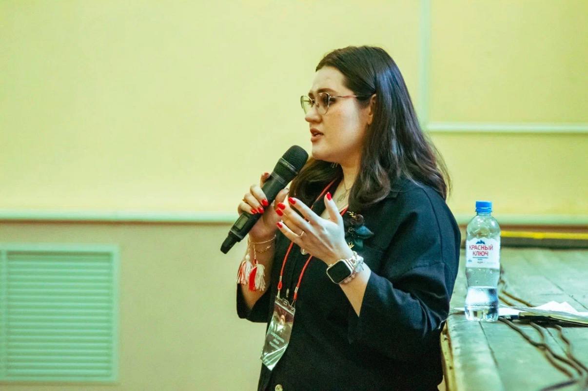 Театровед Ирина Шамсутдинова: "Тень всегда возникает в момент появления солнца"