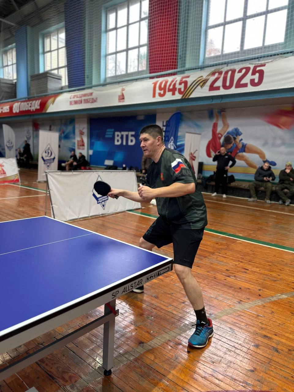 Сотрудники МВД по субъекту стали победителями региональных соревнований по настольному теннису Сотрудники МВД по субъекту стали победителями региональных соревнований по настольному теннису