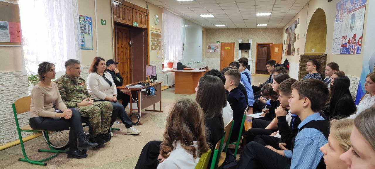 Вот и стартовал ноябрьский цикл занятий в рамках проекта «Патриотизм не лозунг и не фраза, а ежедневные полезные дела» реализуемого АНО РЦД «Мы вместе, мы рядом» при поддержке Фонда президентских грантов, направленных... Вот и стартовал ноябрьский цикл занятий в рамках проекта «Патриотизм не лозунг и не фраза, а ежедневные полезные дела» реализуемого АНО РЦД «Мы вместе, мы рядом» при поддержке Фонда президентских грантов, направленных...