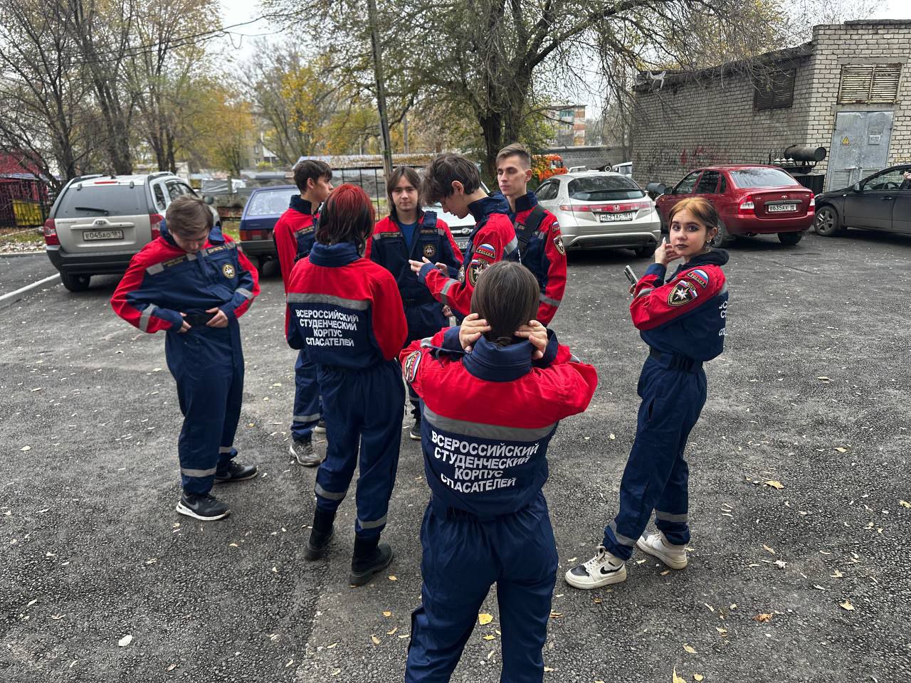 6 ноября в Северодонецке состоялось событие, которое войдёт в историю нашего учебного заведения: студенческий спасательный отряд «СТИмул» — первый в городе и в вузе — отправился на обучение в Луганск! 6 ноября в Северодонецке состоялось событие, которое войдёт в историю нашего учебного заведения: студенческий спасательный отряд «СТИмул» — первый в городе и в вузе — отправился на обучение в Луганск!