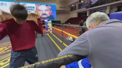 Представители Дирекции Федерации бокса России в ЮФО посетили торжественную церемонию открытия XVIII межрегиональных соревнований по боксу, посвящённых памяти заслуженного тренера России и Таджикистана, почётного гражданина...