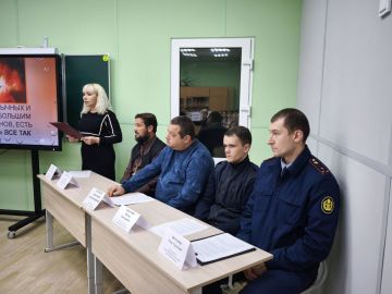 В Кировской средней школе №1 состоялось мероприятие правового брейн-ринга с элементами круглого стола