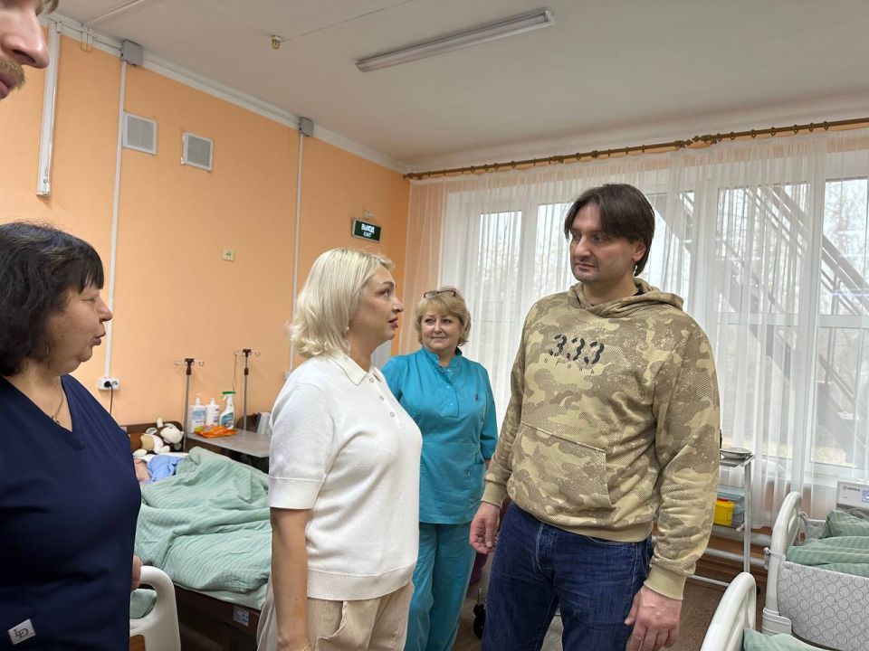 Наталия Пащенко: Волшебство в Луганском доме ребенка: звезды дарят радость и смех! Наталия Пащенко: Волшебство в Луганском доме ребенка: звезды дарят радость и смех!
