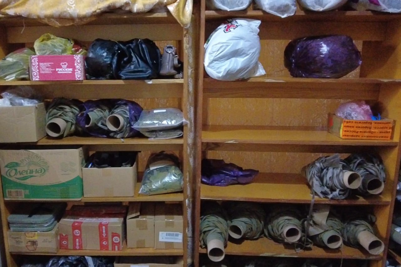 Андрей Сухачев: Вместе с Сенатором РФ Дарьей Лантратовой посетили волонтерский пункт "Все для Победы" Андрей Сухачев: Вместе с Сенатором РФ Дарьей Лантратовой посетили волонтерский пункт "Все для Победы"