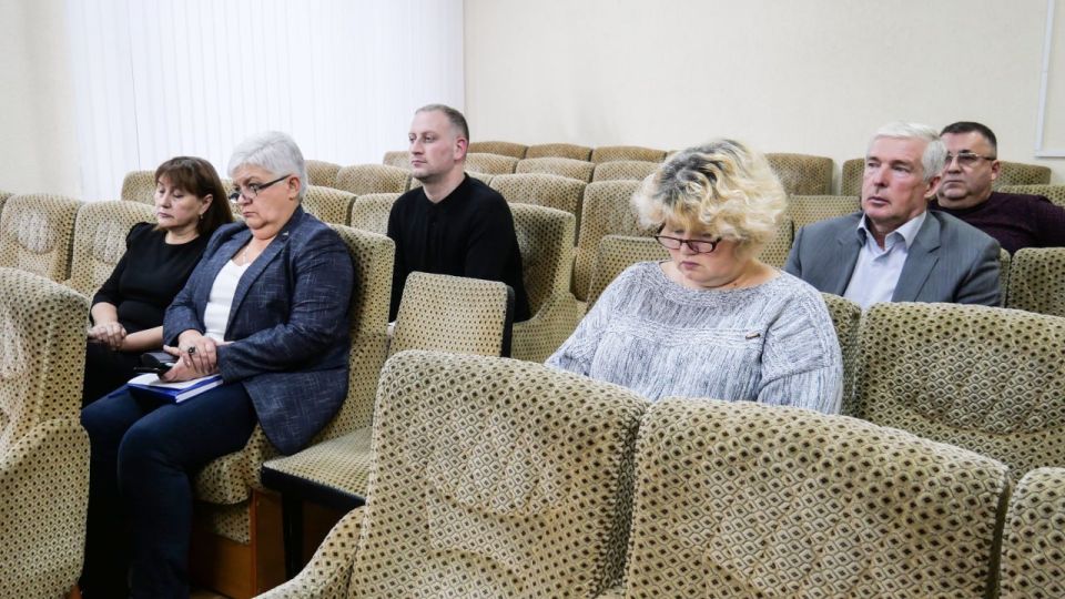 В Луганске состоялось заседание оперативного штаба по вопросам отбора граждан на военную службу по контракту В Луганске состоялось заседание оперативного штаба по вопросам отбора граждан на военную службу по контракту