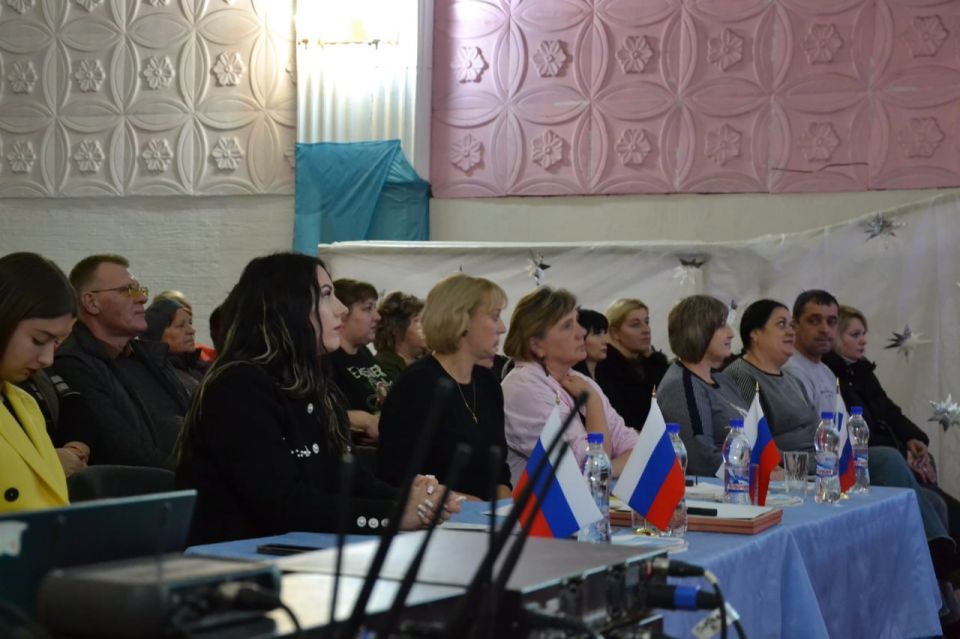 В клубе «Горняк» поселка Фащевка состоялось незабываемое событие – игра КВН! В клубе «Горняк» поселка Фащевка состоялось незабываемое событие – игра КВН!