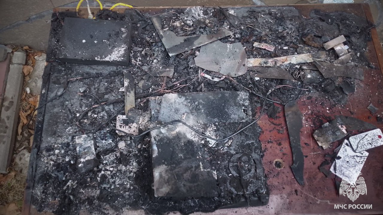 Из-за включенного обогревателя едва не сгорела квартира в Первомайске Из-за включенного обогревателя едва не сгорела квартира в Первомайске