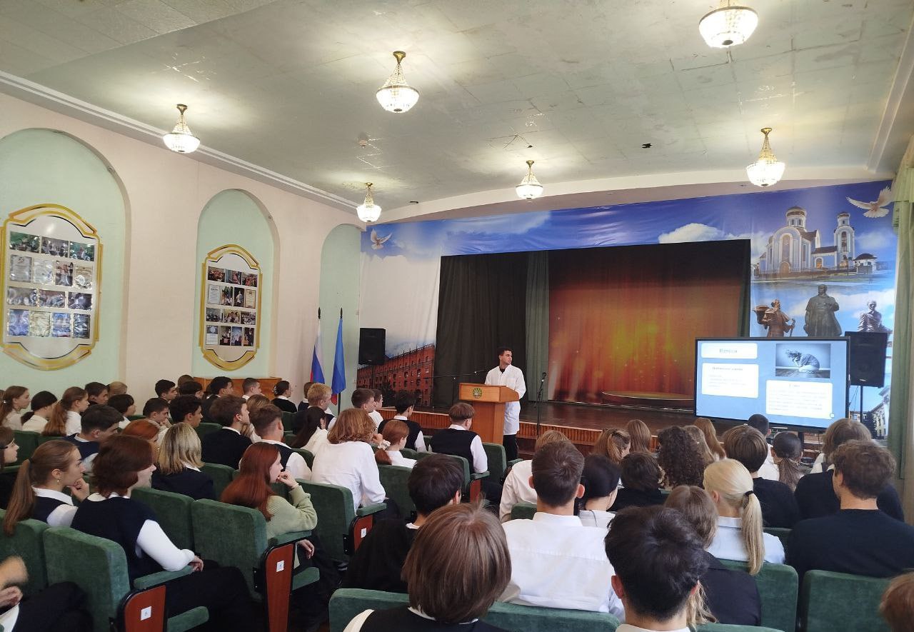 Совмещаем профориентационную работу с санитарно-просветительной