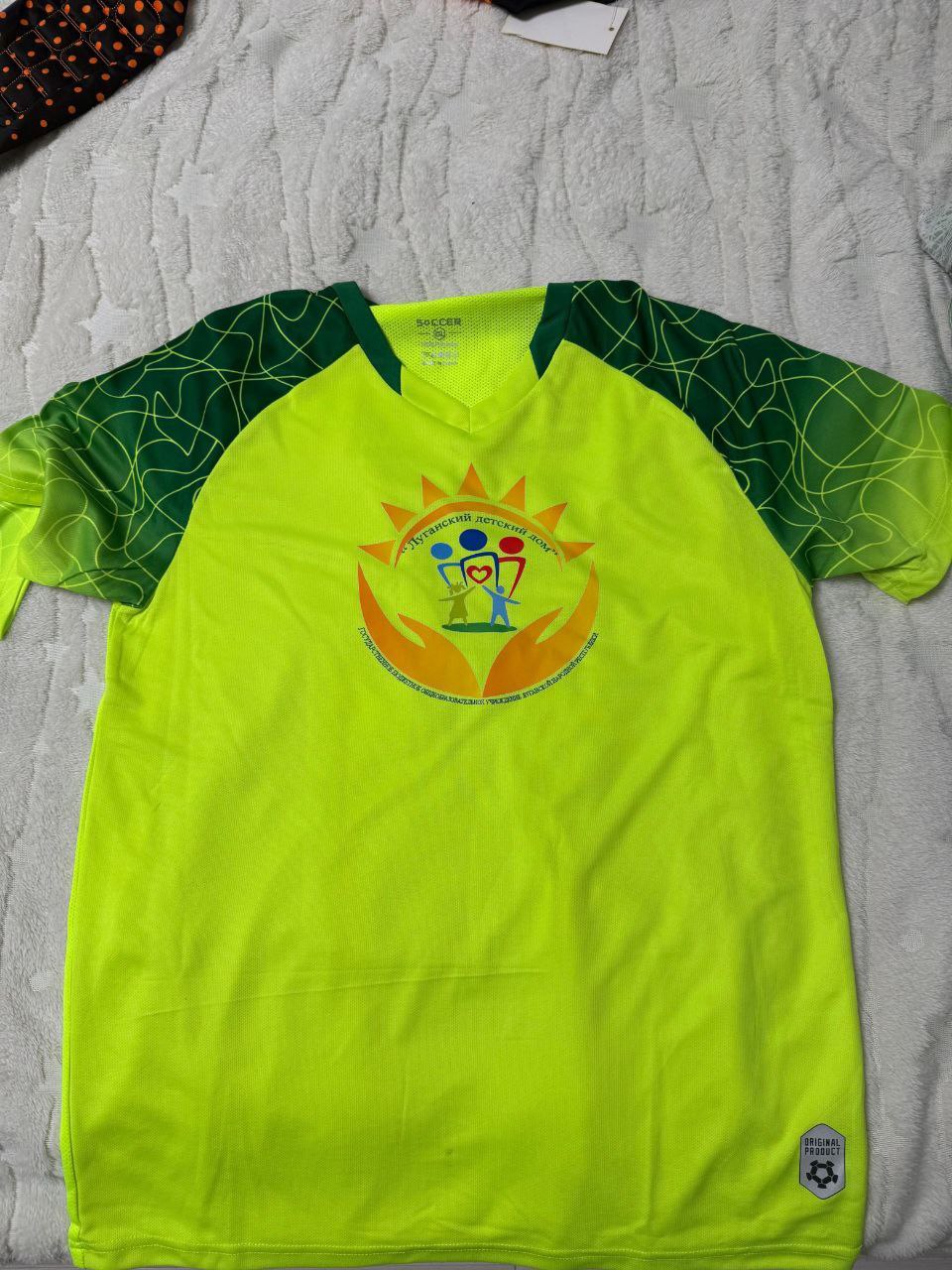 Наши юные спортсмены из Луганского ДД выиграли всероссийский чемпионат между детских домов по футболу Наши юные спортсмены из Луганского ДД выиграли всероссийский чемпионат между детских домов по футболу