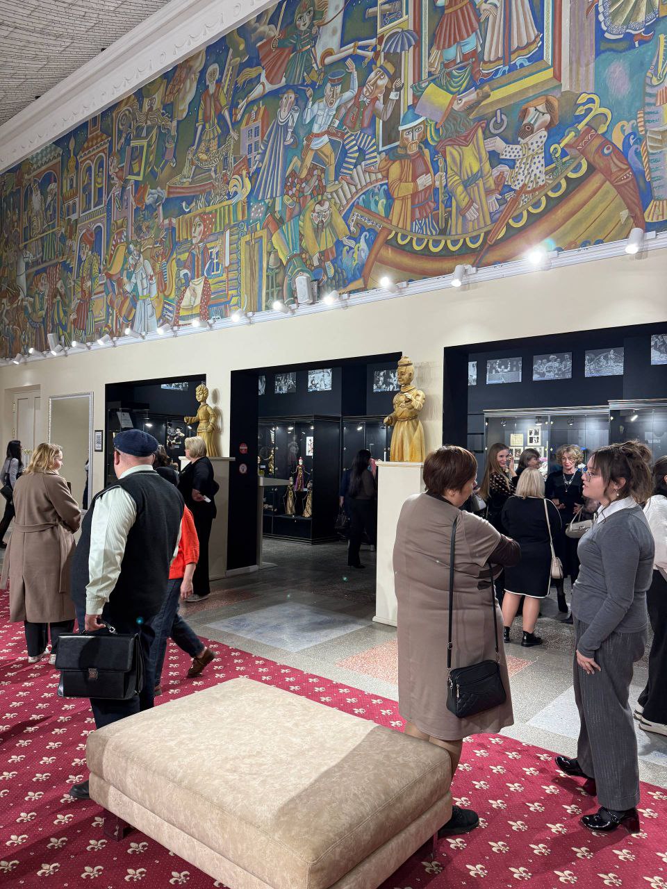 Донецкая региональная общественная организация по развитию социально-культурных проектов "Русский центр" совместно с Автономной некоммерческой организацией продюсерский центр "Интеграция" проводят важный форум "Культура... Донецкая региональная общественная организация по развитию социально-культурных проектов "Русский центр" совместно с Автономной некоммерческой организацией продюсерский центр "Интеграция" проводят важный форум "Культура...