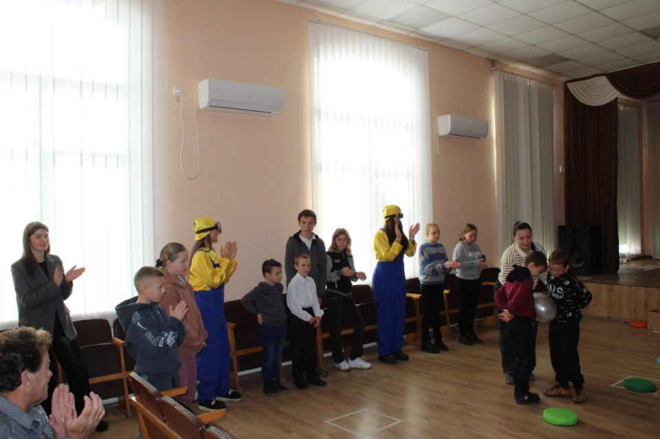 В Белокуракино состоялось мероприятие ко Всемирному дню сирот "День, которого не должно быть" В Белокуракино состоялось мероприятие ко Всемирному дню сирот "День, которого не должно быть"