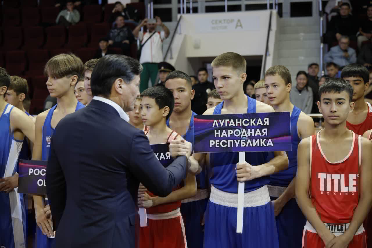 Поздравляем с отличным выступлением боксеров Республиканской Федерации бокса ЛНР представителей команды ГБУ ДО ЛНР «Спортивная школа «Звезда» города Антрацит на Межрегиональных соревнованиях по боксу « Памяти ЗТР России и... Поздравляем с отличным выступлением боксеров Республиканской Федерации бокса ЛНР представителей команды ГБУ ДО ЛНР «Спортивная школа «Звезда» города Антрацит на Межрегиональных соревнованиях по боксу « Памяти ЗТР России и...