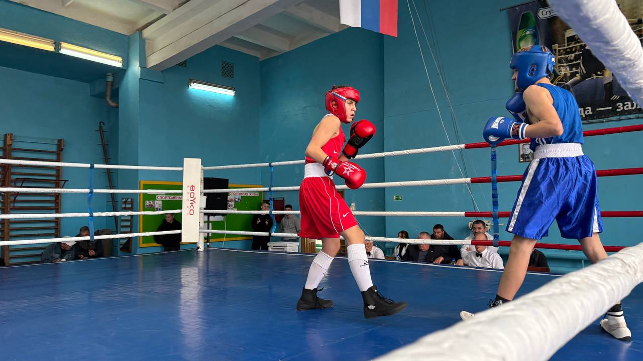 На базе Краснолучского комплекса спортивных сооружений при поддержке Администрации ГО город Красный Луч и проекта «Детский спорт» состоялись значимые спортивные события – Открытое первенство по боксу Краснолучской... На базе Краснолучского комплекса спортивных сооружений при поддержке Администрации ГО город Красный Луч и проекта «Детский спорт» состоялись значимые спортивные события – Открытое первенство по боксу Краснолучской...