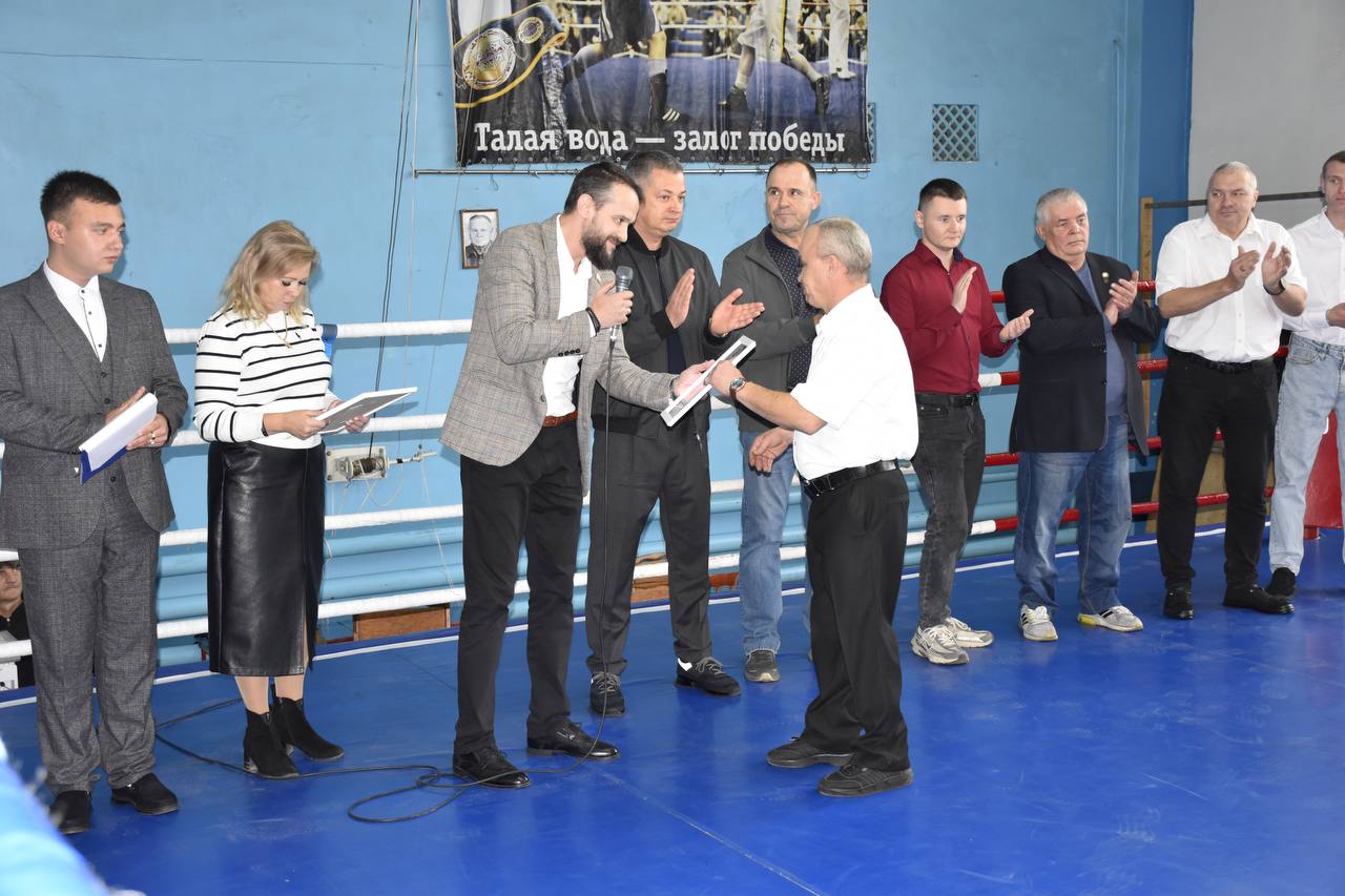 На базе Краснолучского комплекса спортивных сооружений при поддержке Администрации ГО город Красный Луч и проекта «Детский спорт» состоялись значимые спортивные события – Открытое первенство по боксу Краснолучской... На базе Краснолучского комплекса спортивных сооружений при поддержке Администрации ГО город Красный Луч и проекта «Детский спорт» состоялись значимые спортивные события – Открытое первенство по боксу Краснолучской...