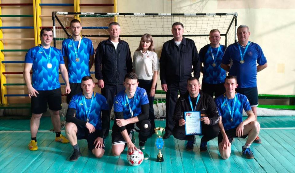 На базе Спортивного комплекса – Антрацит прошёл турнир по мини-футболу среди команд - отделов МВД Российской Федерации, приуроченный Дню сотрудника органов внутренних дел На базе Спортивного комплекса – Антрацит прошёл турнир по мини-футболу среди команд - отделов МВД Российской Федерации, приуроченный Дню сотрудника органов внутренних дел