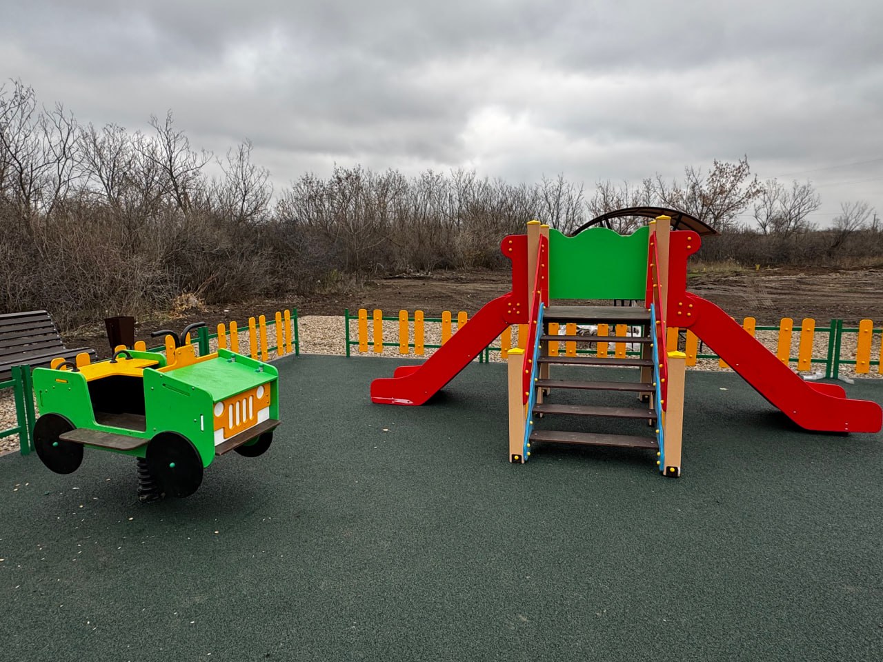 Евгений Бондарь: В Волнухино проверили ход благоустройства нового общественного пространства Евгений Бондарь: В Волнухино проверили ход благоустройства нового общественного пространства