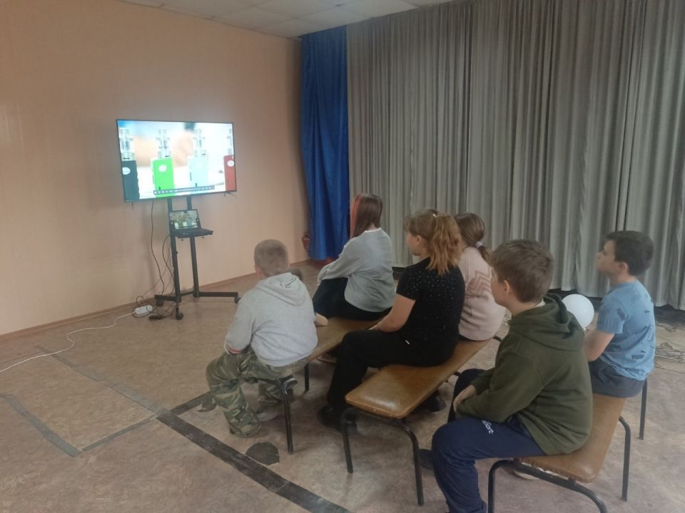 В Веселоторасовском сельском клубе состоялась профилактическая беседа для подростков «Осторожно-вейпинг» В Веселоторасовском сельском клубе состоялась профилактическая беседа для подростков «Осторожно-вейпинг»