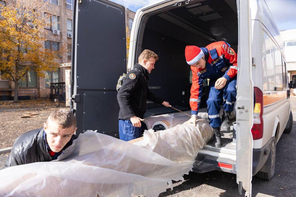 Студенты и сотрудники ДВФУ собрали 68 кг помощи для морпехов Тихоокеанского флота Студенты и сотрудники ДВФУ собрали 68 кг помощи для морпехов Тихоокеанского флота