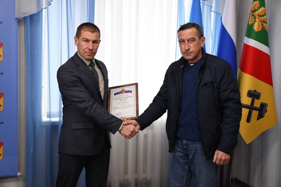 Очередная бригада калужских специалистов, успешно выполнив поставленные перед ними задачи по восстановлению внутридомовых систем в МКД округа, возвращается домой Очередная бригада калужских специалистов, успешно выполнив поставленные перед ними задачи по восстановлению внутридомовых систем в МКД округа, возвращается домой