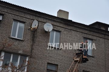 В Алчевске продолжается работа по демонтажу нелицензионного оборудования для приема спутникового сигнала