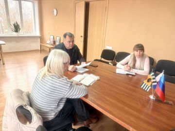 Первый заместитель главы администрации Игорь Шмидт провел очередное рабочее совещание по вопросу активизации работы жилищной комиссии